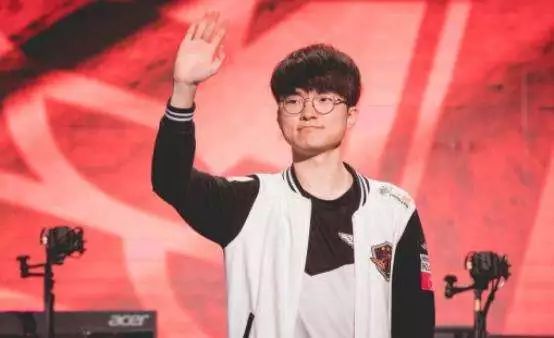 媒体对球员 媒体对球员