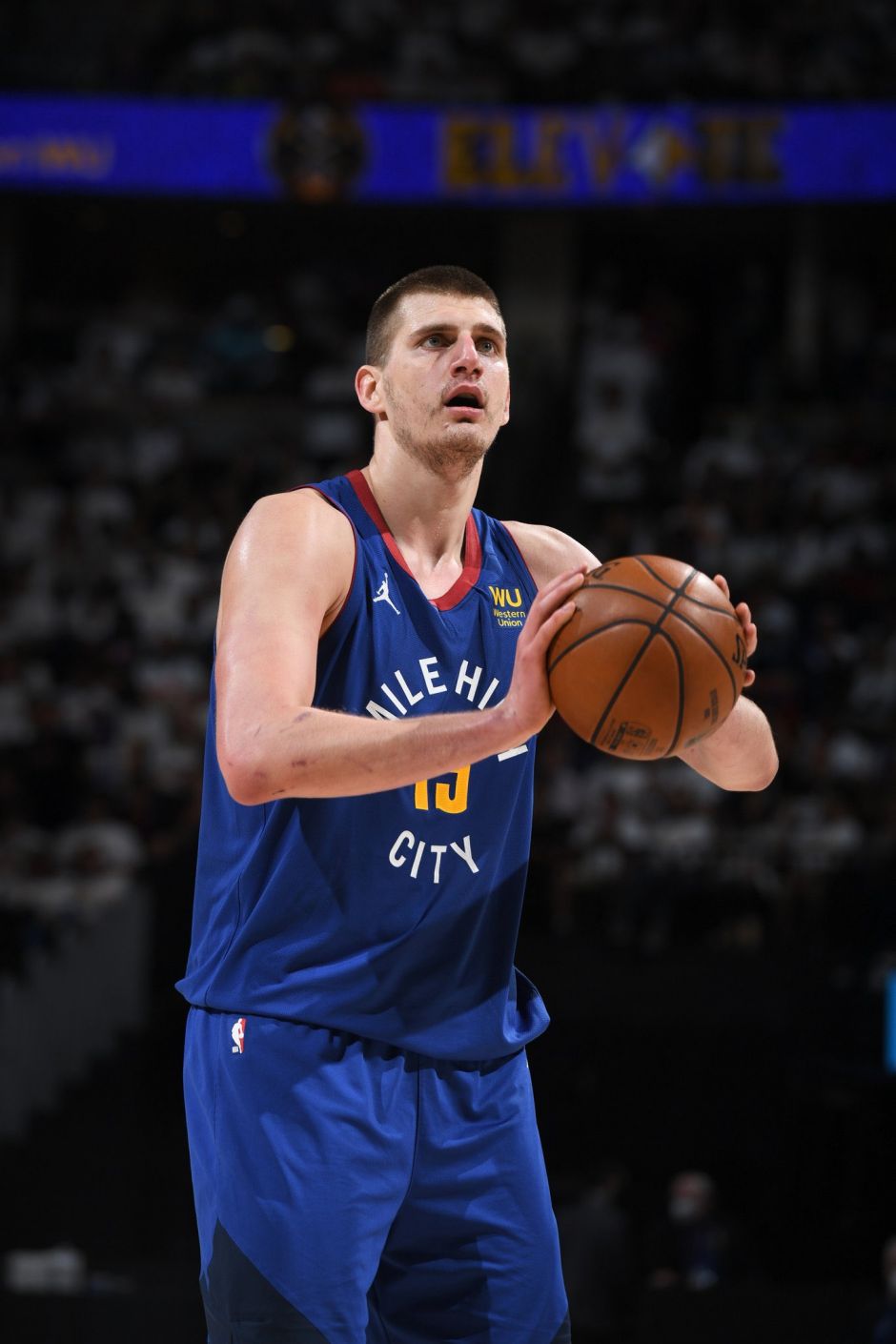 何形塑积极 何形塑积极