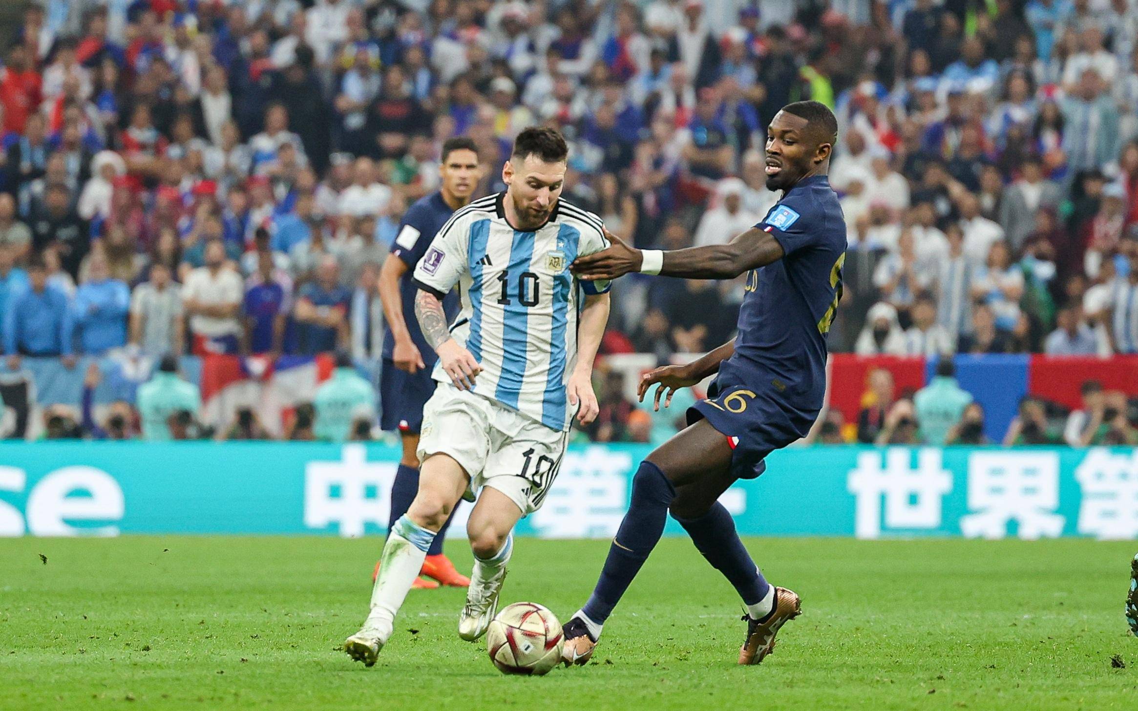 去了俱乐部 去了俱乐部