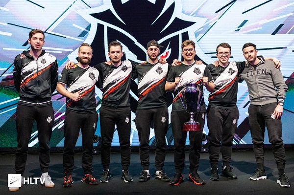 in拉开空 in拉开空